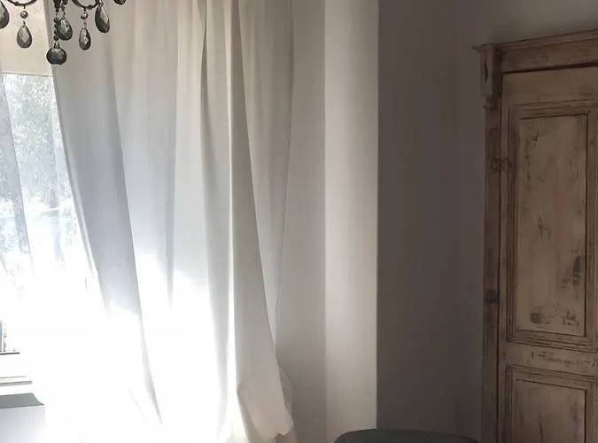 Podere Morucciola 게스트하우스 *